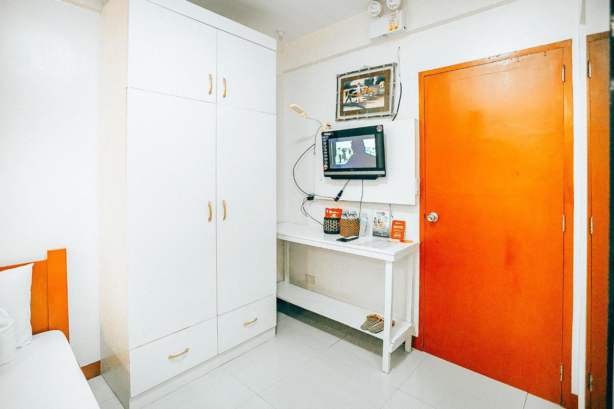 Reddoorz At S & L Apartelle Daraga Albay Легаспи Экстерьер фото